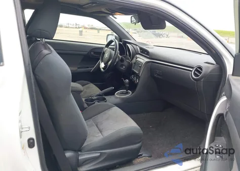 2015 Scion Tc z USA, uszkodzony, nr VIN JTKJF5C70FJ006062